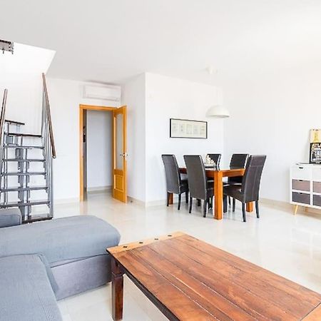 Апартаменты Penthouse With Jacuzzi And Spectacular Sea Views Нерха Экстерьер фото
